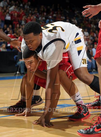 Thumbnail 3 in JW North vs. Redondo Union (CIF SoCal Regional D2 Final) photogallery.