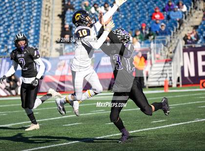 Thumbnail 3 in Blackstone Valley RVT vs. St. Mary's (MIAA Division 7 Final) photogallery.