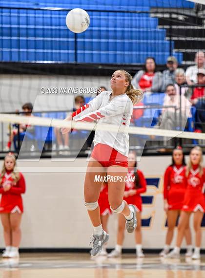 Thumbnail 2 in Pleasant Grove vs. Van (UIL 4A Bi-District) photogallery.