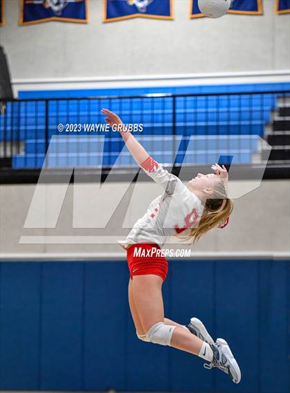Thumbnail 3 in Pleasant Grove vs. Van (UIL 4A Bi-District) photogallery.
