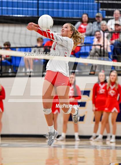 Thumbnail 3 in Pleasant Grove vs. Van (UIL 4A Bi-District) photogallery.