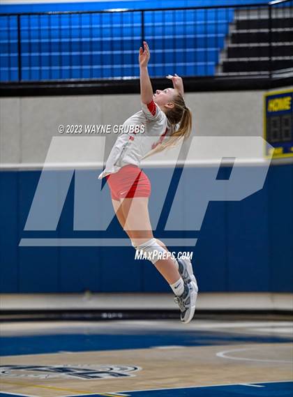 Thumbnail 1 in Pleasant Grove vs. Van (UIL 4A Bi-District) photogallery.