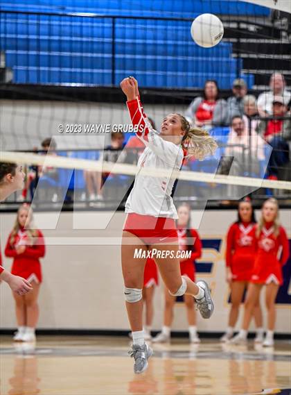 Thumbnail 1 in Pleasant Grove vs. Van (UIL 4A Bi-District) photogallery.