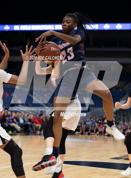 Thumbnail 2 in Liberty vs Veterans Memorial (UIL 5A Final) photogallery.