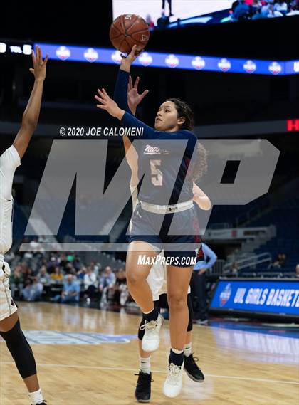 Thumbnail 2 in Liberty vs Veterans Memorial (UIL 5A Final) photogallery.