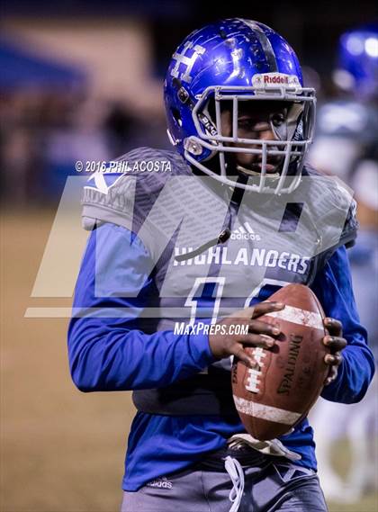 Thumbnail 3 in La Habra vs Redlands East Valley (CIF Southern Section Division 2 Playoff) photogallery.