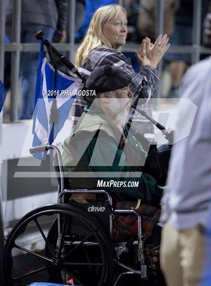Thumbnail 3 in La Habra vs Redlands East Valley (CIF Southern Section Division 2 Playoff) photogallery.