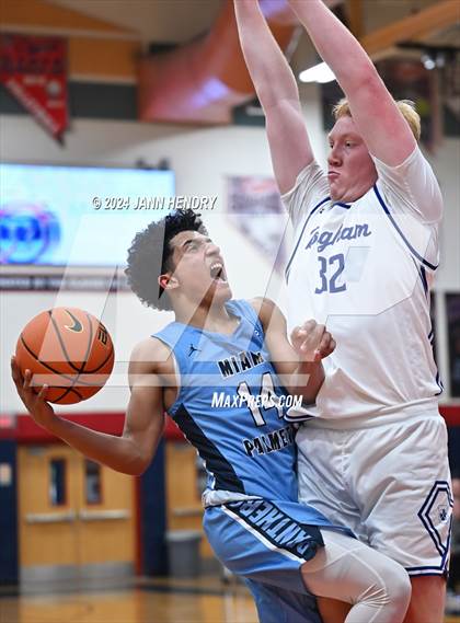 Thumbnail 3 in Palmetto vs. Bingham (Tarkanian Classic) photogallery.