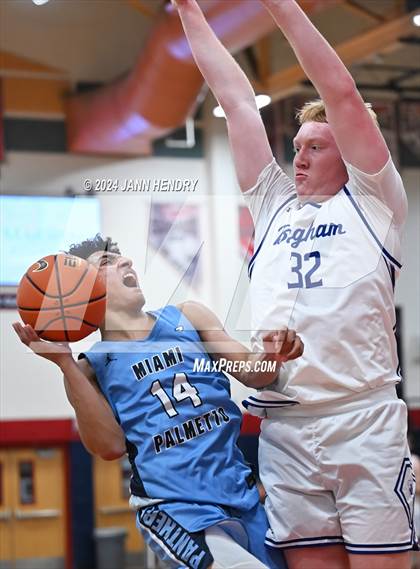 Thumbnail 1 in Palmetto vs. Bingham (Tarkanian Classic) photogallery.