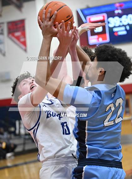 Thumbnail 2 in Palmetto vs. Bingham (Tarkanian Classic) photogallery.