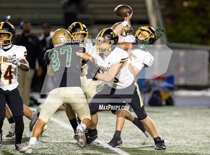 Thumbnail 1 in Simi Valley @ St. Bonaventure photogallery.