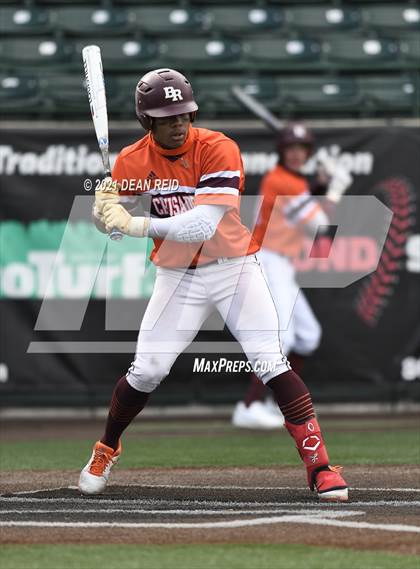 Thumbnail 2 in Brother Rice vs. Marian Catholic photogallery.