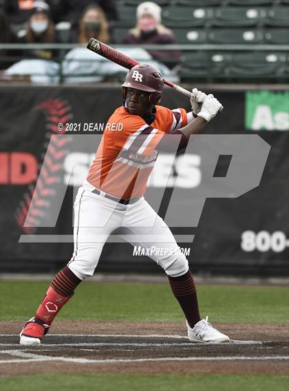 Thumbnail 3 in Brother Rice vs. Marian Catholic photogallery.