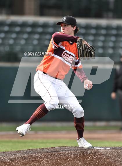 Thumbnail 2 in Brother Rice vs. Marian Catholic photogallery.