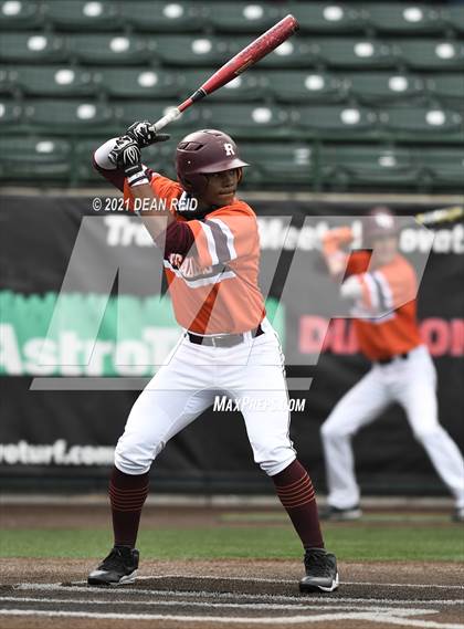 Thumbnail 3 in Brother Rice vs. Marian Catholic photogallery.
