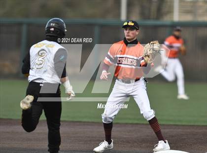 Thumbnail 1 in Brother Rice vs. Marian Catholic photogallery.