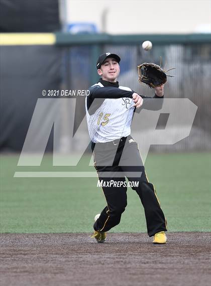 Thumbnail 1 in Brother Rice vs. Marian Catholic photogallery.