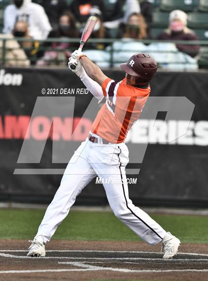 Thumbnail 1 in Brother Rice vs. Marian Catholic photogallery.