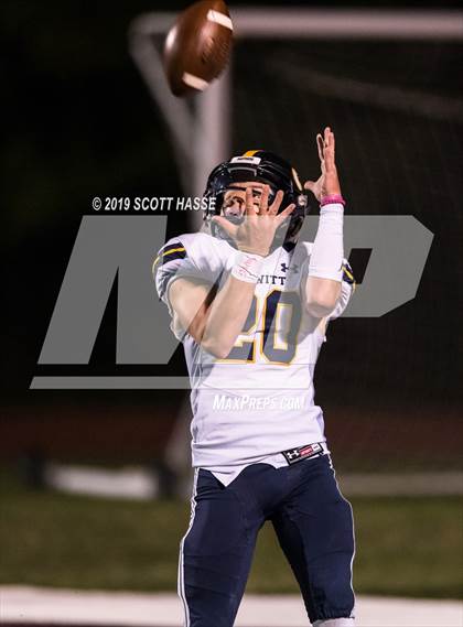 Thumbnail 2 in Okemos vs. DeWitt photogallery.
