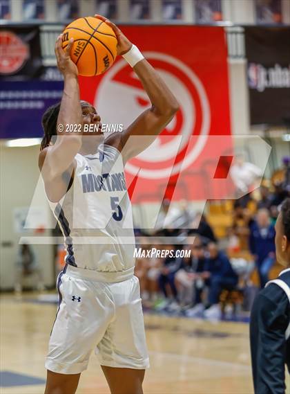 Thumbnail 1 in Mount Vernon vs Kell (Hawks-Naismith Holiday Classic) photogallery.
