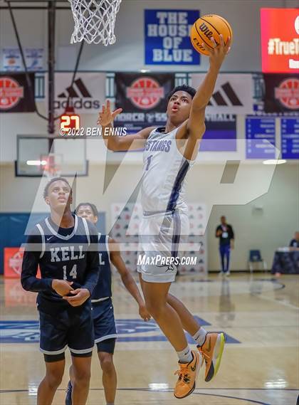 Thumbnail 2 in Mount Vernon vs Kell (Hawks-Naismith Holiday Classic) photogallery.