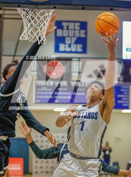 Thumbnail 3 in Mount Vernon vs Kell (Hawks-Naismith Holiday Classic) photogallery.