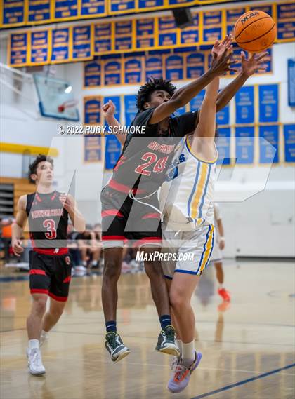 Thumbnail 1 in Canyon Hills @ San Pasqual photogallery.