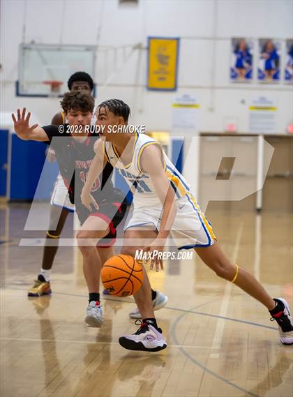 Thumbnail 3 in Canyon Hills @ San Pasqual photogallery.