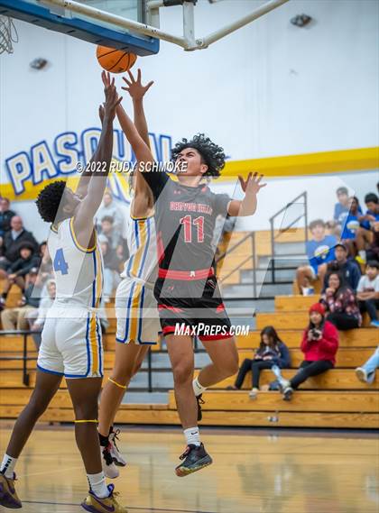 Thumbnail 3 in Canyon Hills @ San Pasqual photogallery.