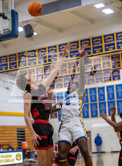 Thumbnail 3 in Canyon Hills @ San Pasqual photogallery.