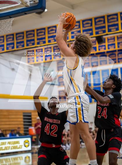 Thumbnail 3 in Canyon Hills @ San Pasqual photogallery.