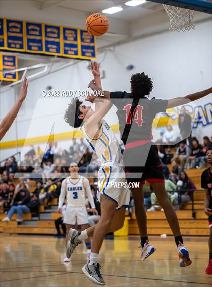 Thumbnail 2 in Canyon Hills @ San Pasqual photogallery.