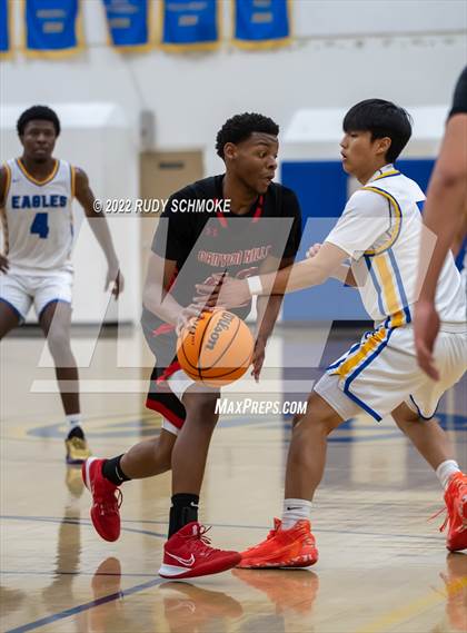 Thumbnail 1 in Canyon Hills @ San Pasqual photogallery.