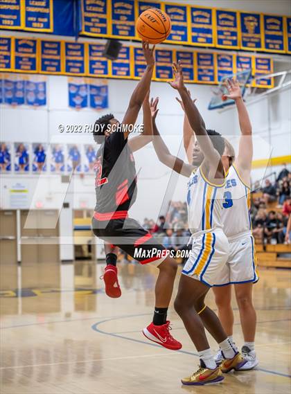 Thumbnail 1 in Canyon Hills @ San Pasqual photogallery.