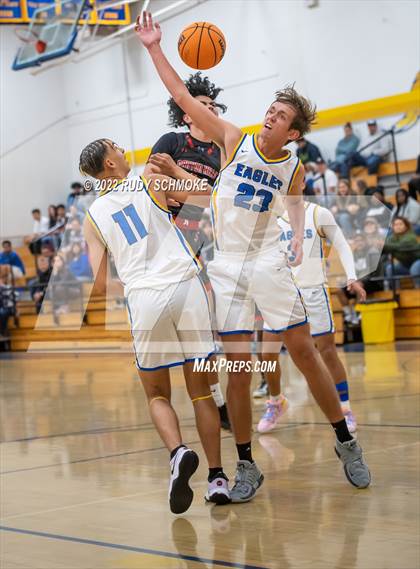 Thumbnail 1 in Canyon Hills @ San Pasqual photogallery.