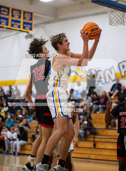 Thumbnail 2 in Canyon Hills @ San Pasqual photogallery.