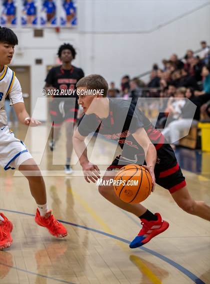 Thumbnail 1 in Canyon Hills @ San Pasqual photogallery.