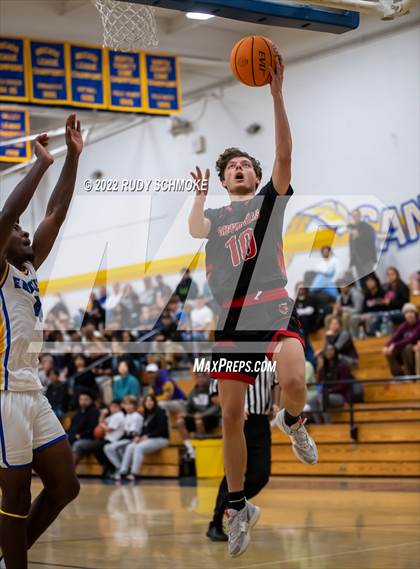 Thumbnail 1 in Canyon Hills @ San Pasqual photogallery.
