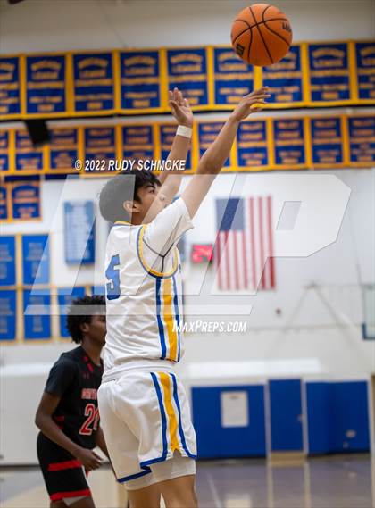 Thumbnail 2 in Canyon Hills @ San Pasqual photogallery.