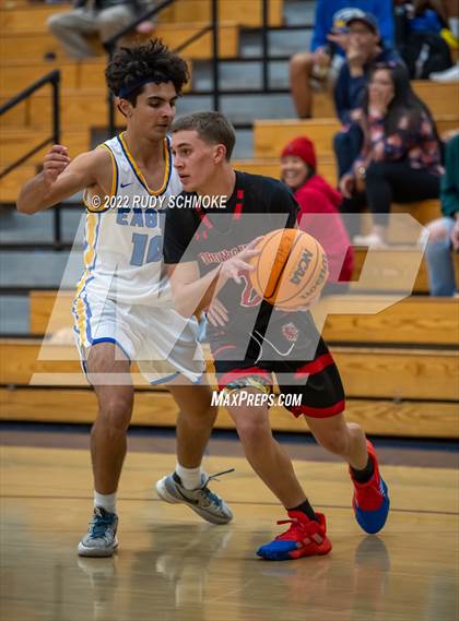 Thumbnail 3 in Canyon Hills @ San Pasqual photogallery.