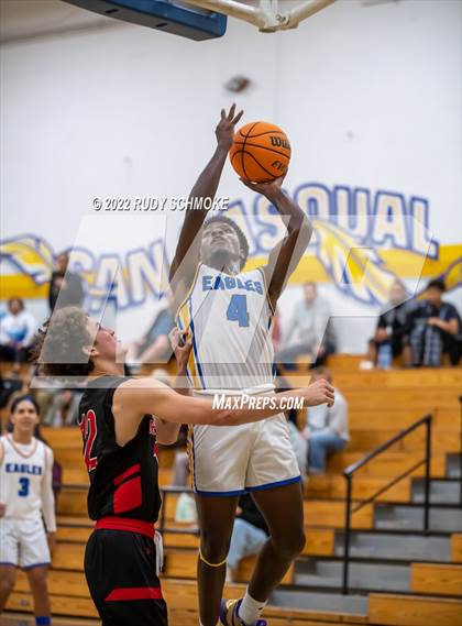 Thumbnail 3 in Canyon Hills @ San Pasqual photogallery.