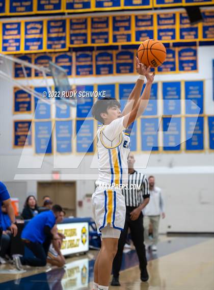 Thumbnail 3 in Canyon Hills @ San Pasqual photogallery.