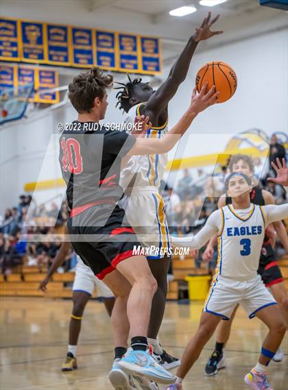 Thumbnail 2 in Canyon Hills @ San Pasqual photogallery.