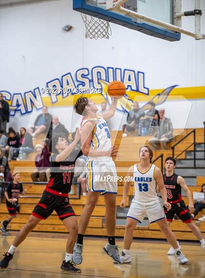 Thumbnail 2 in Canyon Hills @ San Pasqual photogallery.