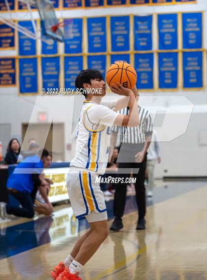 Thumbnail 1 in Canyon Hills @ San Pasqual photogallery.