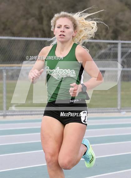Thumbnail 2 in Capital Valley Conference 1A Meet (Distance Races) photogallery.