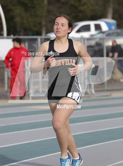 Thumbnail 3 in Capital Valley Conference 1A Meet (Distance Races) photogallery.