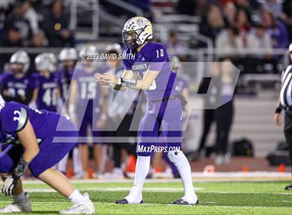 Thumbnail 3 in Savannah @ Kearney (MSHSAA Class 4 District 8 Semifinal) photogallery.