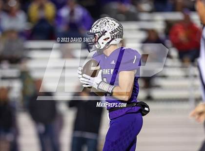 Thumbnail 3 in Savannah @ Kearney (MSHSAA Class 4 District 8 Semifinal) photogallery.