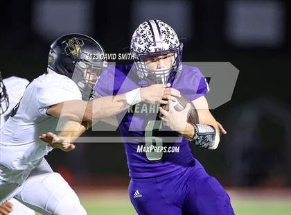 Thumbnail 2 in Savannah @ Kearney (MSHSAA Class 4 District 8 Semifinal) photogallery.